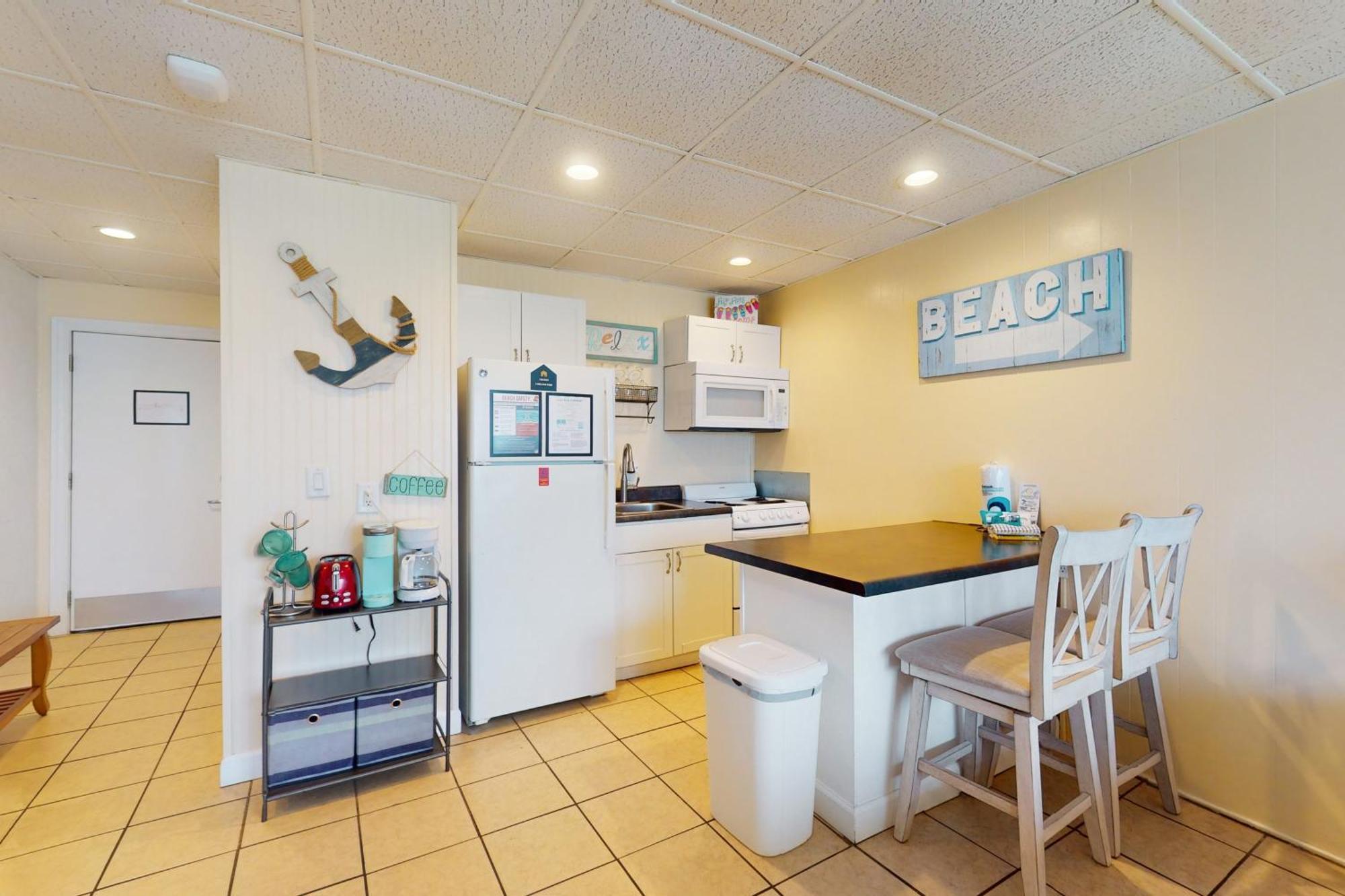 Continental Condominiums Panama City Beach Room photo