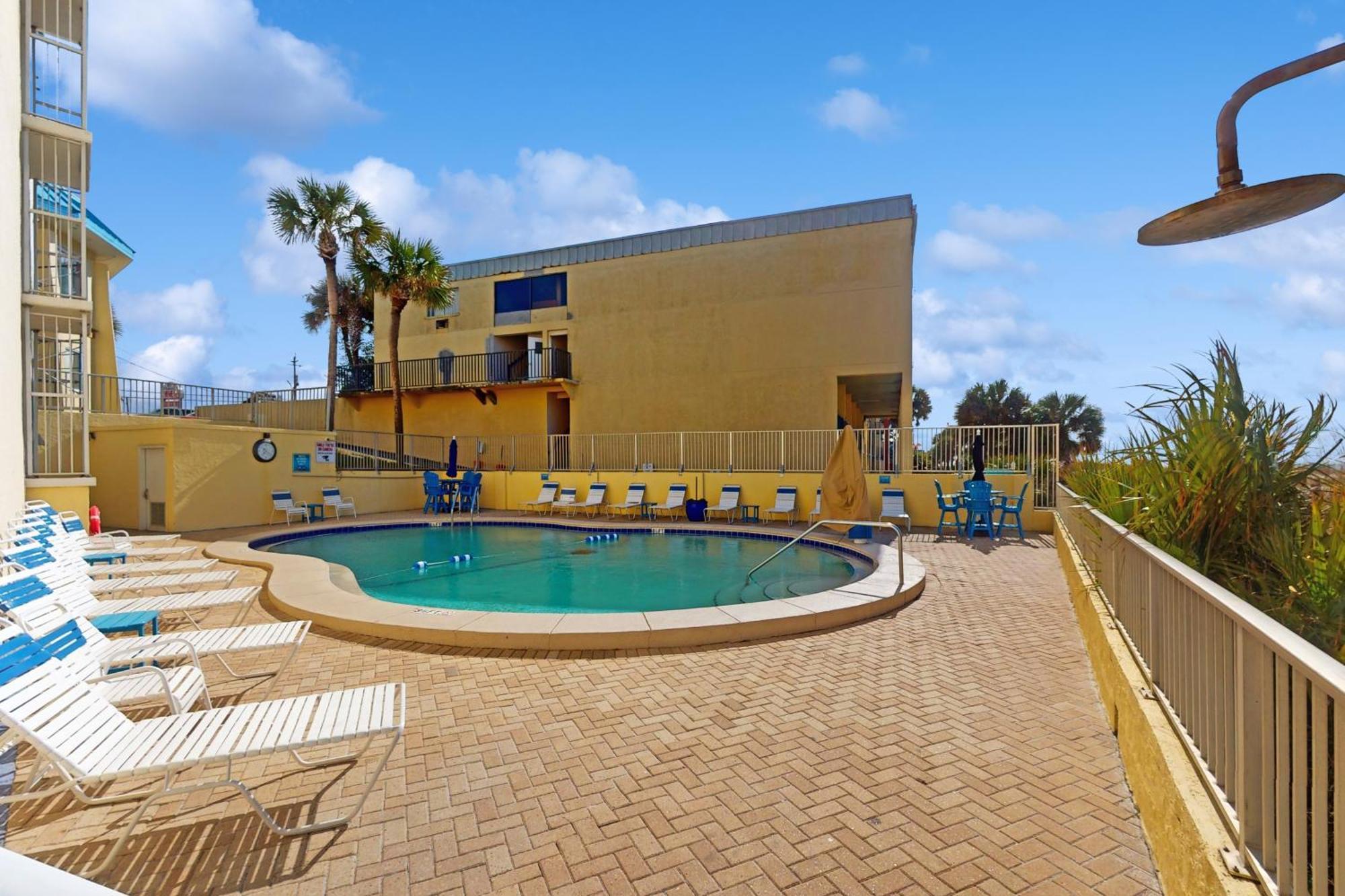 Continental Condominiums Panama City Beach Room photo